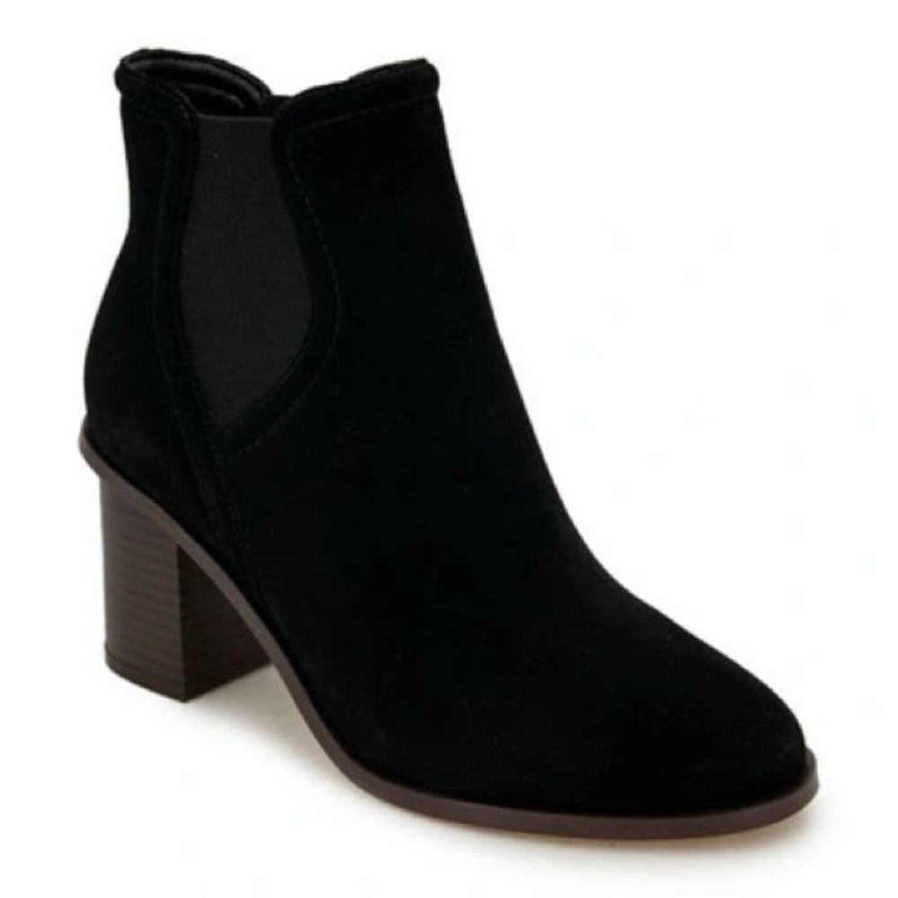 Splendid booties Marika Suede Heeled Boot Size: 8